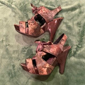 Fabric sling back heels